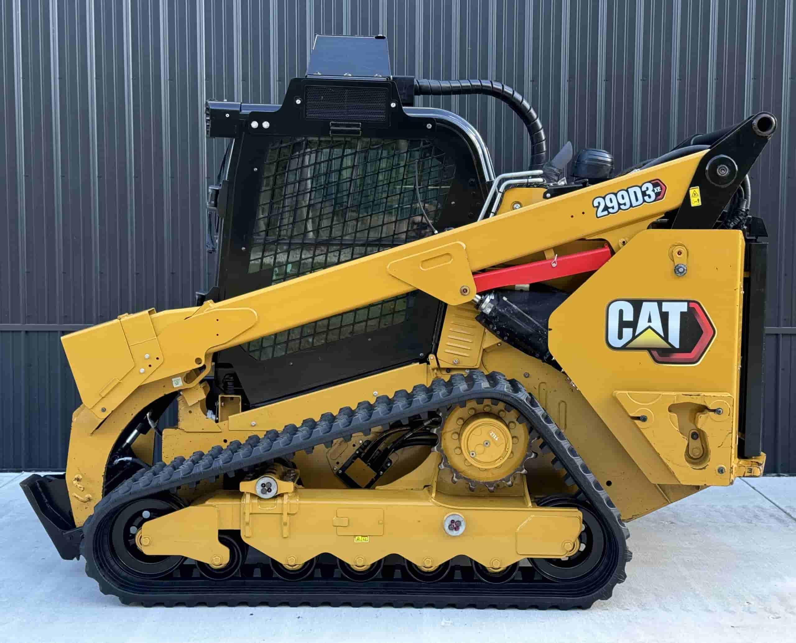 2020 CAT 299D3 XE HIGH FLOW
